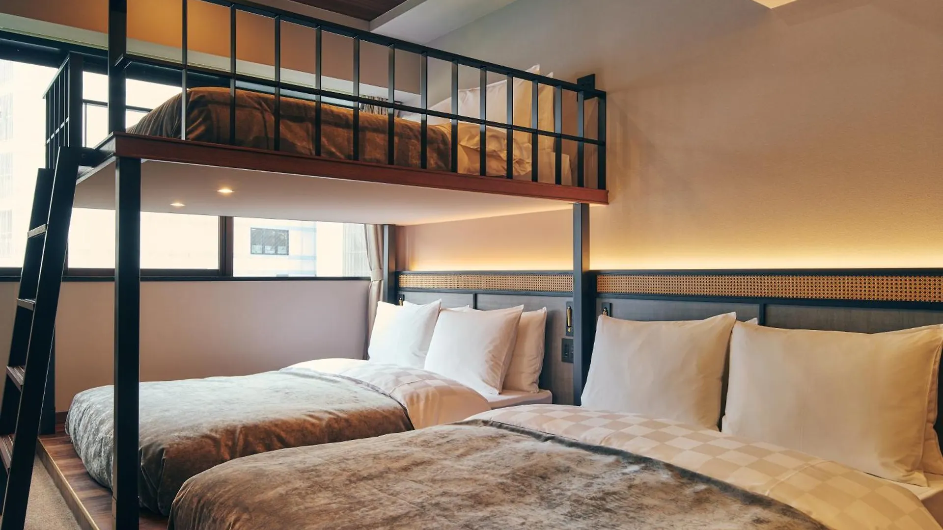 Stitch Hotel Kioto 5*,
