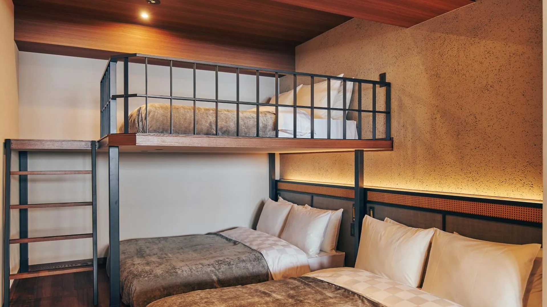 Stitch Hotel Kioto 5*,  Japón